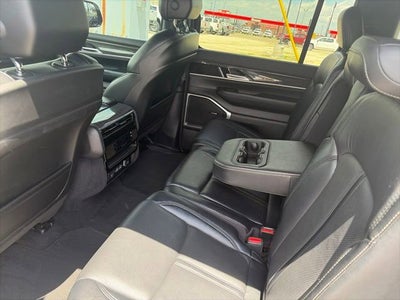 2022 Jeep Wagoneer Series III