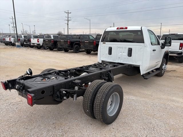 2026 GMC Sierra 3500 HD Chassis Cab Pro