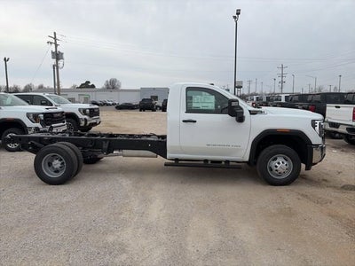2026 GMC Sierra 3500 HD Chassis Cab Pro