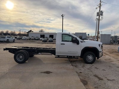 2026 GMC Sierra 3500 HD Chassis Cab Pro