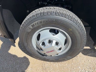 2026 GMC Sierra 3500 HD Chassis Cab Pro