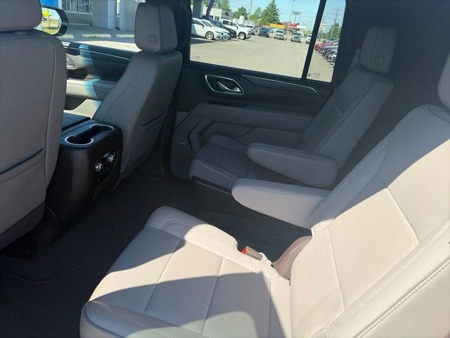 2024 GMC Yukon XL SLT