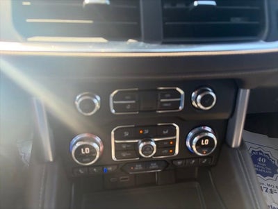 2024 GMC Yukon XL SLT