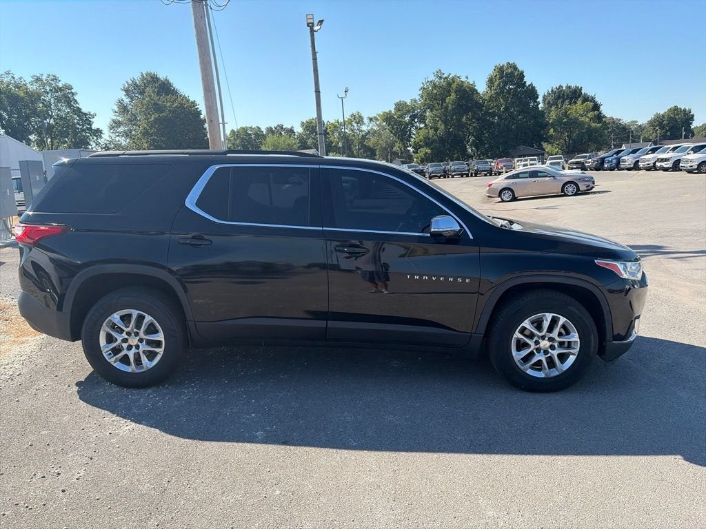 2019 Chevrolet Traverse LT Cloth