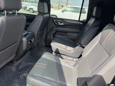 2023 Chevrolet Suburban RST