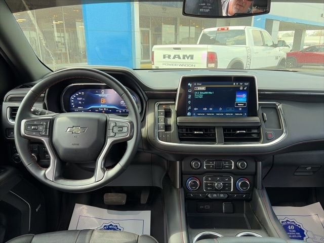 2023 Chevrolet Suburban RST