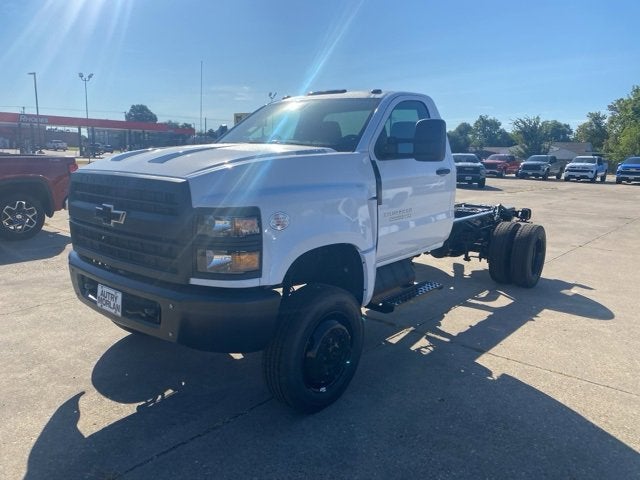 2025 Chevrolet Silverado 5500 HD Work Truck