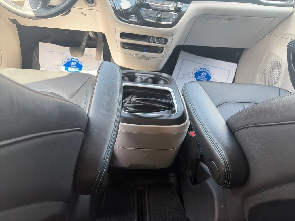 2021 Chrysler Pacifica Touring L