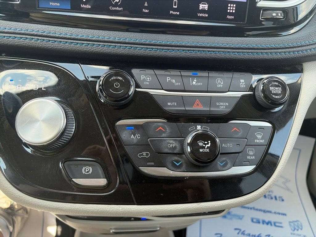 2021 Chrysler Pacifica Touring L