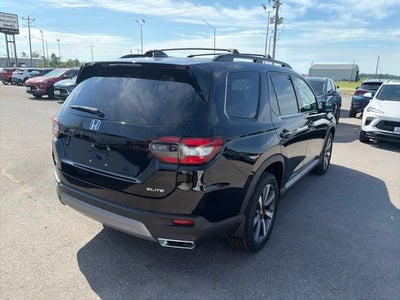 2023 Honda Pilot Elite