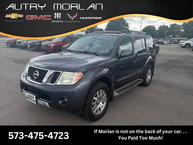 2012 Nissan Pathfinder LE