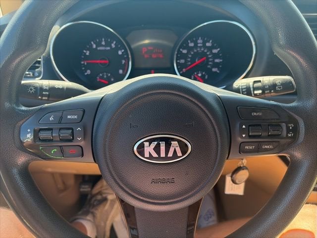 2016 Kia Sedona LX