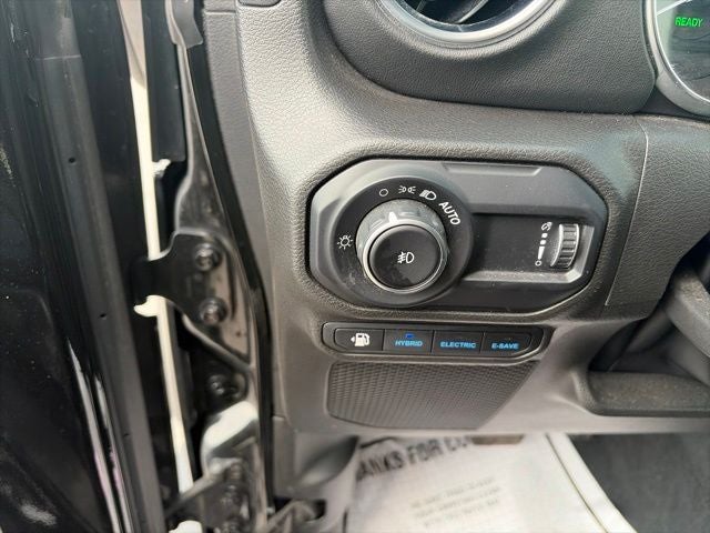 2023 Jeep Wrangler 4xe Sahara 4x4