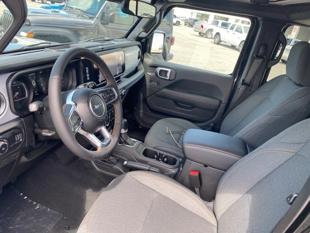 2024 Jeep Wrangler WRANGLER 4-DOOR SAHARA