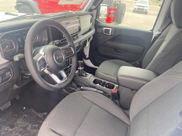 2025 Jeep Wrangler WRANGLER 4-DOOR SAHARA