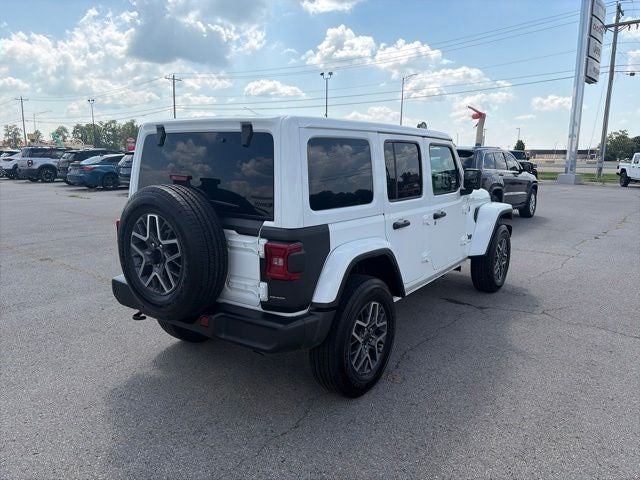 2026 Jeep Wrangler 4-Door Sahara 4x4