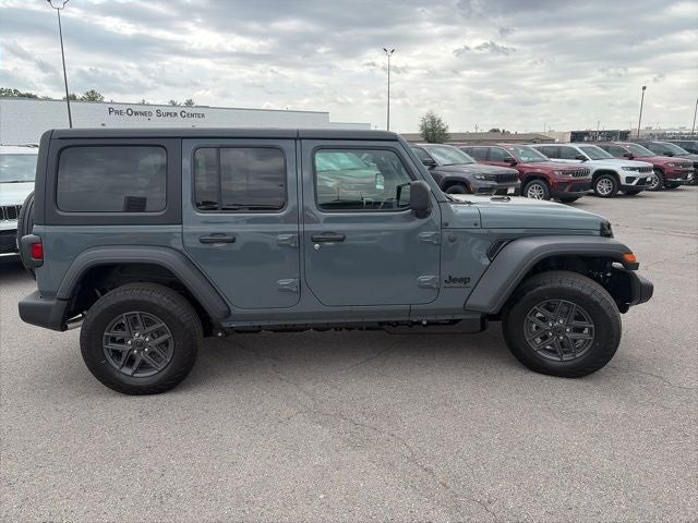 2026 Jeep Wrangler 4-Door Sport RHD 4x4