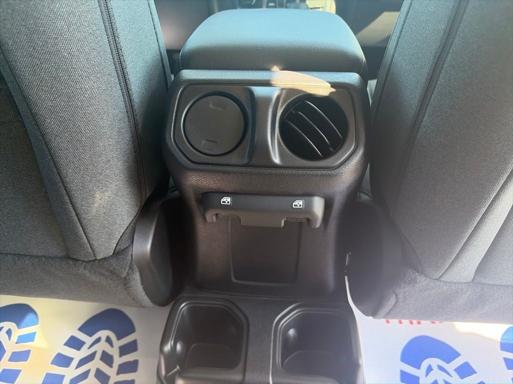2026 Jeep Wrangler 4-Door Sport RHD 4x4