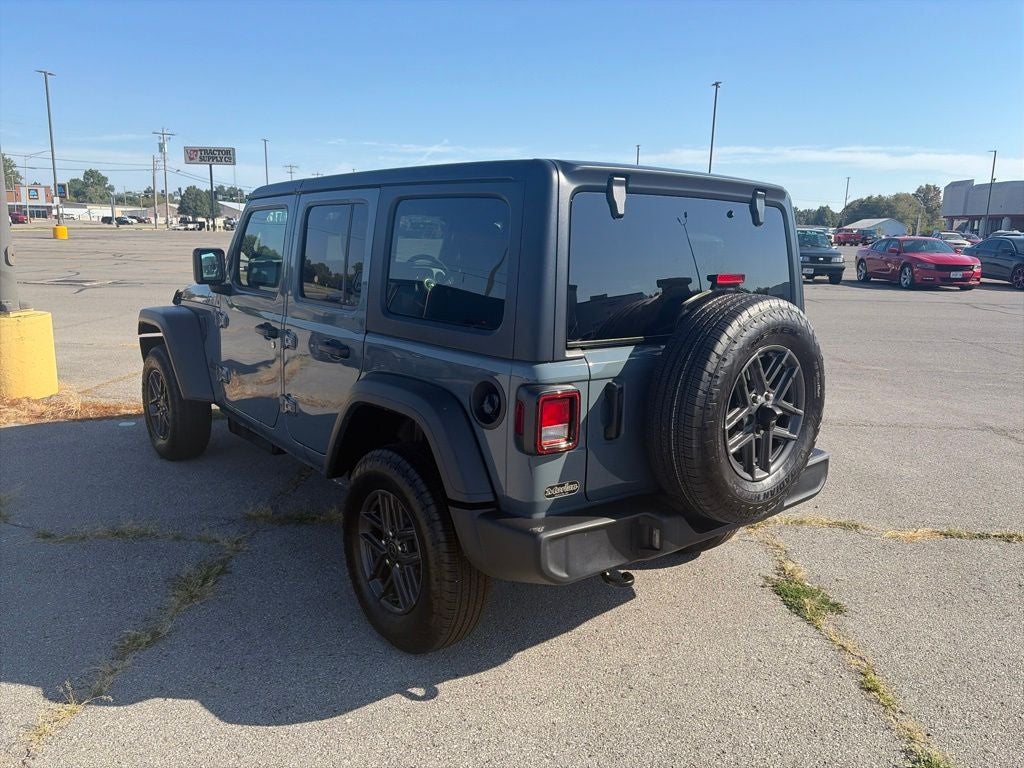 2026 Jeep Wrangler 4-Door Sport RHD 4x4