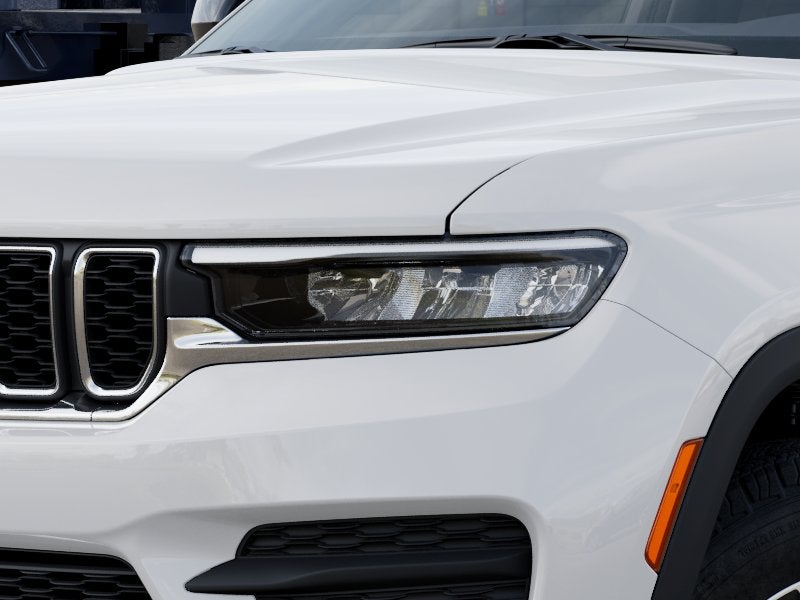 2027 Jeep Grand Cherokee Laredo - Photo 6