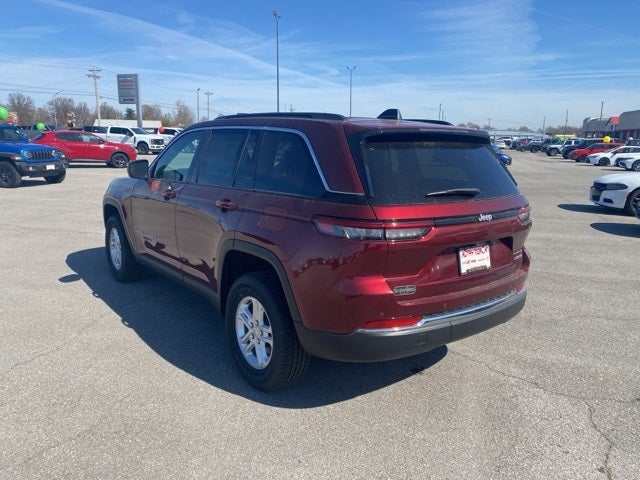 2025 Jeep Grand Cherokee GRAND CHEROKEE LAREDO 4X2