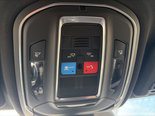 2026 Jeep Grand Cherokee GRAND CHEROKEE LAREDO 4X2