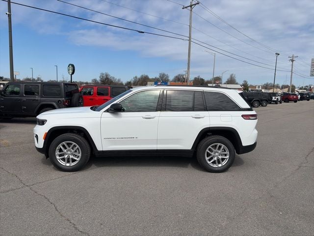 2026 Jeep Grand Cherokee GRAND CHEROKEE LAREDO 4X2