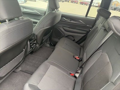 2026 Jeep Grand Cherokee GRAND CHEROKEE LAREDO 4X2