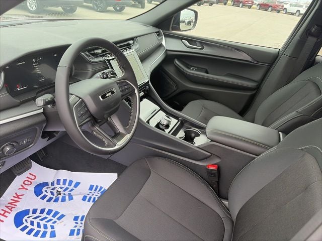 2026 Jeep Grand Cherokee GRAND CHEROKEE LAREDO 4X2