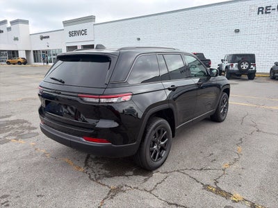 2027 Jeep Grand Cherokee GRAND CHEROKEE LAREDO ALTITUDE 4X2