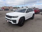 2027 Jeep Grand Cherokee GRAND CHEROKEE LAREDO ALTITUDE 4X2