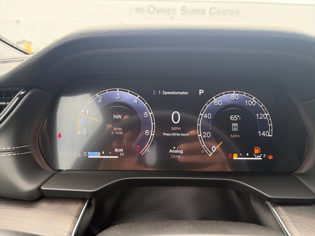 2027 Jeep Grand Cherokee GRAND CHEROKEE LAREDO ALTITUDE 4X2
