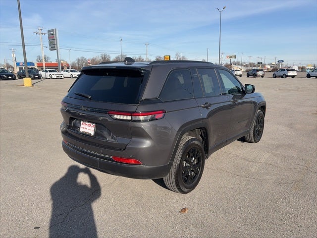 2025 Jeep Grand Cherokee Altitude X 4x4