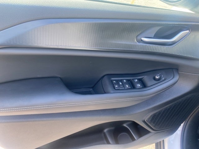 2025 Jeep Grand Cherokee GRAND CHEROKEE LAREDO 4X4