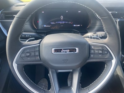 2025 Jeep Grand Cherokee GRAND CHEROKEE LAREDO 4X4