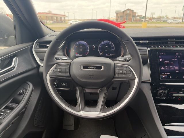 2026 Jeep Grand Cherokee GRAND CHEROKEE LAREDO X 4X4