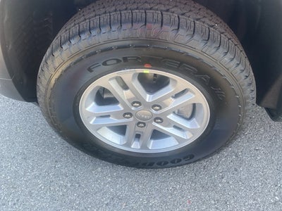 2025 Jeep Grand Cherokee GRAND CHEROKEE LAREDO 4X4