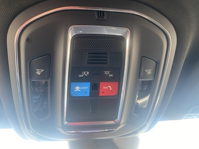 2025 Jeep Grand Cherokee GRAND CHEROKEE LAREDO 4X4