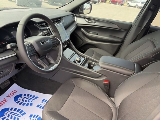 2026 Jeep Grand Cherokee GRAND CHEROKEE LAREDO 4X4