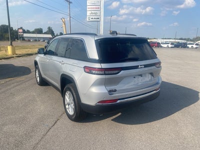 2025 Jeep Grand Cherokee GRAND CHEROKEE LAREDO X 4X4