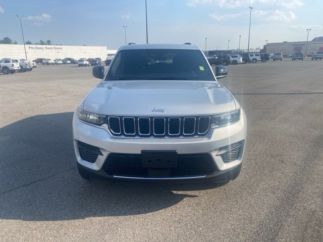 2025 Jeep Grand Cherokee GRAND CHEROKEE LAREDO X 4X4