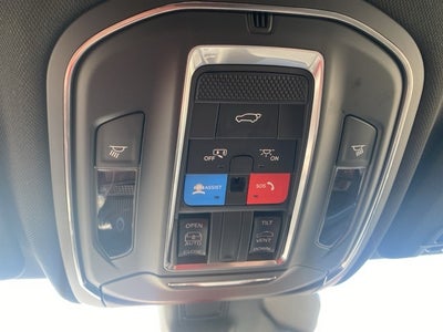 2025 Jeep Grand Cherokee GRAND CHEROKEE LAREDO X 4X4