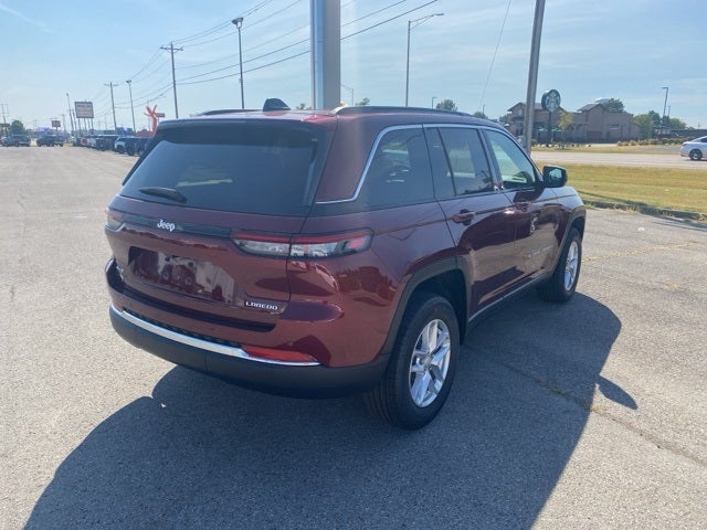 2025 Jeep Grand Cherokee GRAND CHEROKEE LAREDO X 4X4