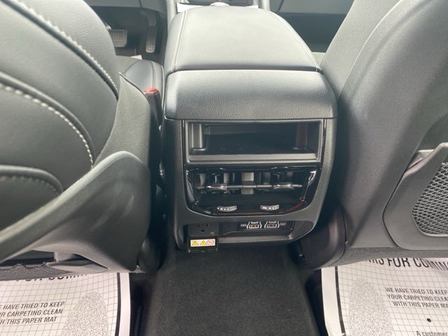 2025 Jeep Grand Cherokee GRAND CHEROKEE ALTITUDE 4X4