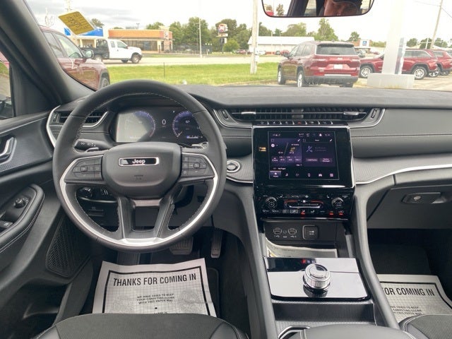 2025 Jeep Grand Cherokee GRAND CHEROKEE ALTITUDE 4X4