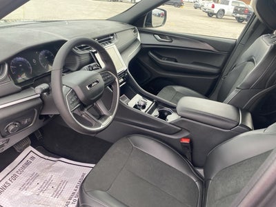 2025 Jeep Grand Cherokee GRAND CHEROKEE ALTITUDE 4X4