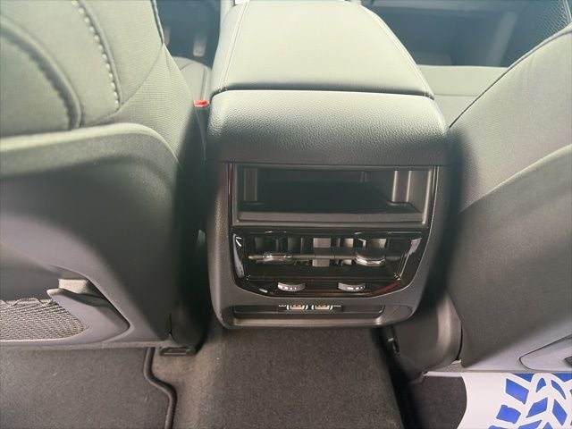 2026 Jeep Grand Cherokee GRAND CHEROKEE LAREDO 4X4