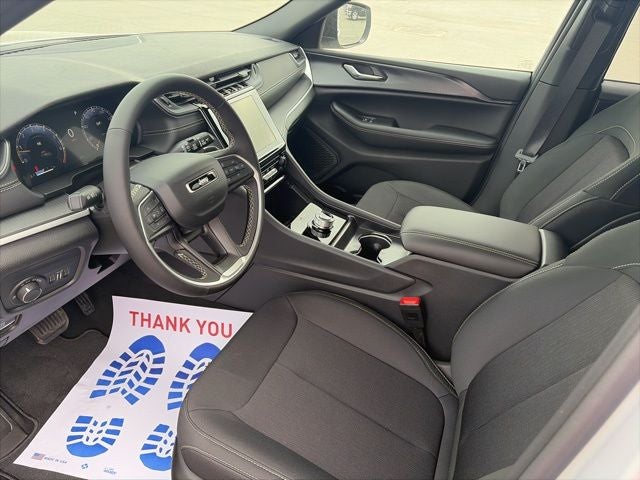 2026 Jeep Grand Cherokee GRAND CHEROKEE LAREDO 4X4