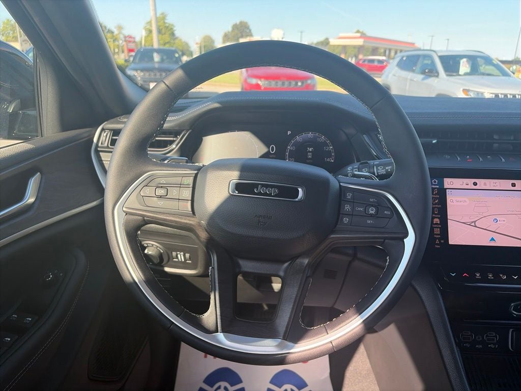 2027 Jeep Grand Cherokee GRAND CHEROKEE LAREDO ALTITUDE 4X4