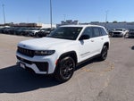 2027 Jeep Grand Cherokee GRAND CHEROKEE LAREDO ALTITUDE 4X4